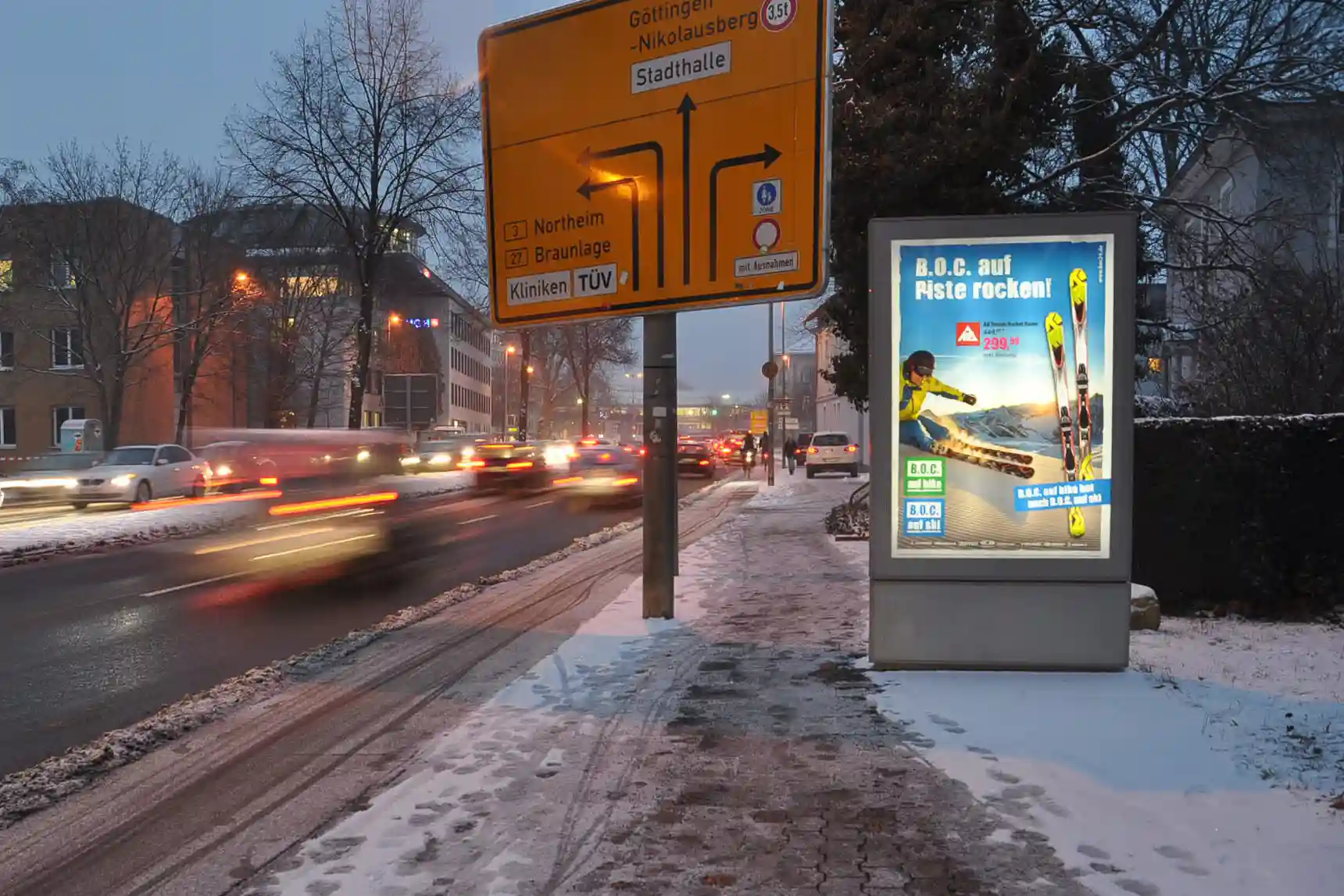 Aussenwerbung bei Schnee